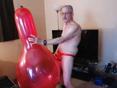 107) Big Long Neck Balloon & Kinky Undies