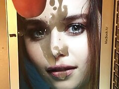 Emilia Clarke Facial Cum Tribute