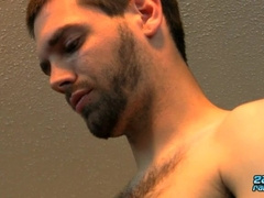 Heterosexual Jeremy Cox Flaunts His Virgin Rump While Stroking Off