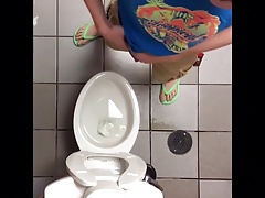 Circumcised boy pees 09- Cardinals fan