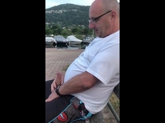 Daddies fan handjob