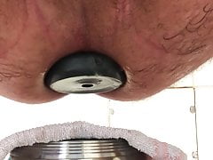 xTreme American Bombshell Destroyer giant plug deep inside