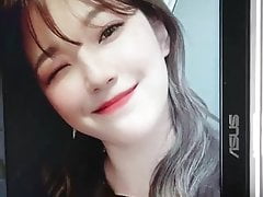 Fromis jiheon cum tribute
