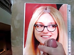 Dakota Fanning Cum Tribute 08
