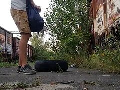 andkvcat walk on the railroad