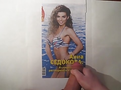 cum on Anna Sedokova 2