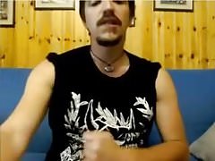 Italian metalhead jerks off on cam