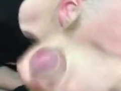 AMPLE PIPE FELLATED IN AIPORT SHOWER