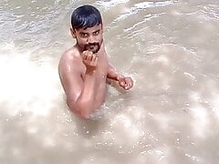 Hi I am in pond and my friend with me