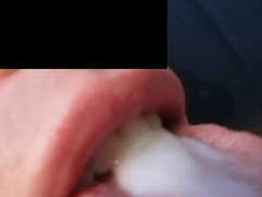 Sucking Off a Horny Twink