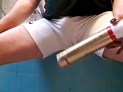 Nut kick