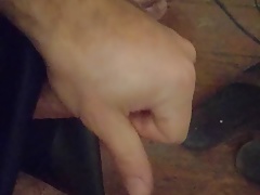 Needing to pee makes me really horny