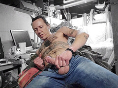 Clouds, punk, throbbing