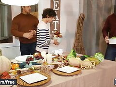 Men - Thanksgiving Dinner Party Has Turned Into A Dick Orgy