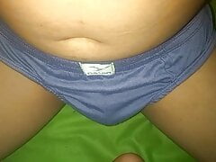 sange ngocok sendiri