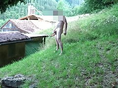 In einem Gewittersturm draussen nackt und frisch rasiert