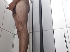 Cumming in the bath