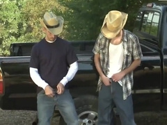 Pissing Buddies