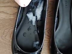 Cum inside shine flat shoe