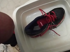 Pissing Sexy Well worn Sneakers fm jackandcoke1947