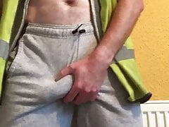 Dirty builder Jonny4dad in HiVis shooting my load