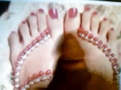 Isis Love's pretty feet