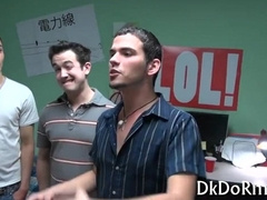 Watch Homo Fellows give an irresistible job to a steamy session