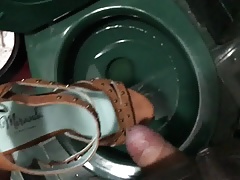 piss on friend wedges