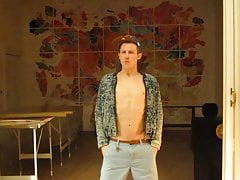 TWINK IS ALWAYS HUNGRY FOR RAW COCK