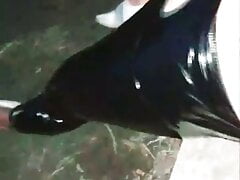 Slutboyben CAM4 Sexy Latex Pig in Public