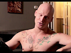 homosexual jock spitroasted deep in 3some