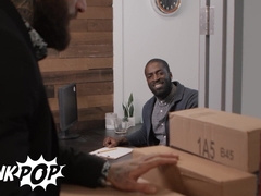 Sneaky Youngster Felix Fox Tempts His Beautiful Manager Tony D'Angelo For A Day Off Work - TWINKPOP