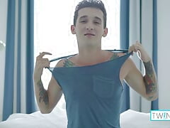 Hot Tattooed Twink Noah Jacks Off His Big Cock And Cumshots!