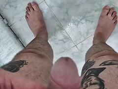 SHOWER PEE FETISH