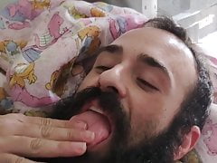 Paja en cama, comiendo semen, sudor y pelos. 10-5-21