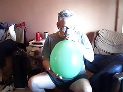 POP ME! Jack off on 15 inch Balloon! - Retro - Balloonbanger