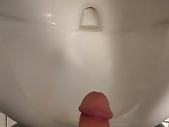 Einmal schoen pinkeln