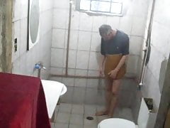 Vou Tomar um Banho Gostoso sem Cueca 001
