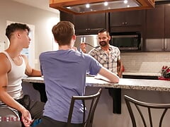 White Sauce - David Benjamin Has His Stepson Jordan's Friend Over for Dinner and Some Studying Anatomy - David Catches Them