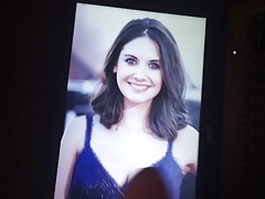 Alison Brie Tribute 01