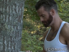 Asian hunk Jessie Lee sucked off before anal penetration