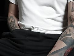 a good handjob before bed watching porn on xhamster