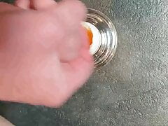 Jerking on food! cum in egg!