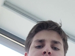 Displaying my slot to the window and jerking