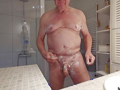 DAILY SHAVE
