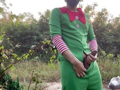 Santa require to find Christmas Tree.