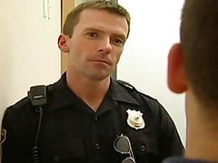 Colin o'neil fucks a cop