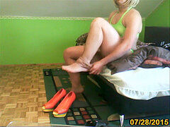 man in mind-blowing green swimsuit his gf