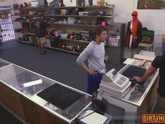 Amateur Muscle Fledgling Three Way with facial cumshot