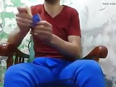 Koldo Goran shows how to put a condom